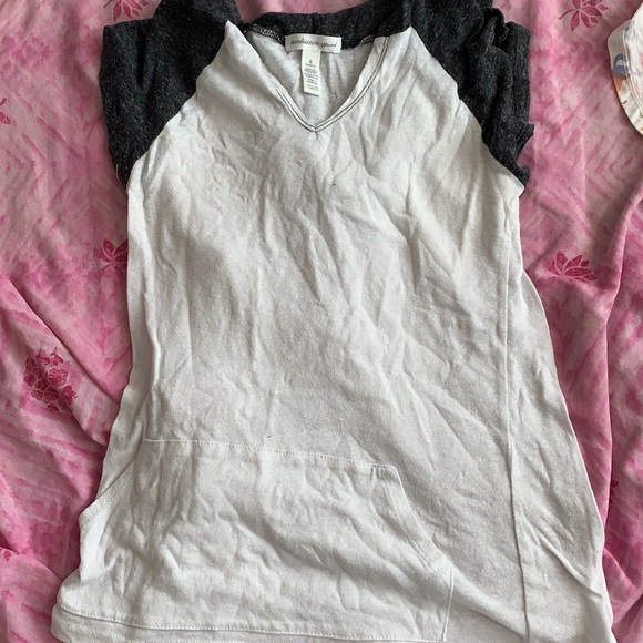 Shirt bundle of Four - Picture 3 of 12